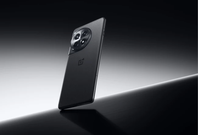 OnePlus Ace 3 black teaser