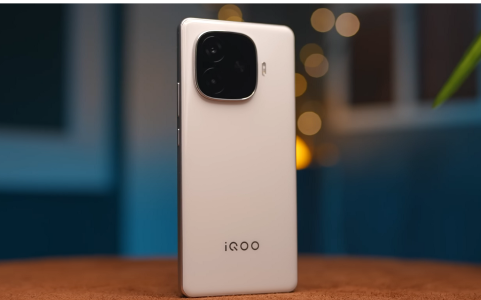 Vivo iQOO Z9 Image